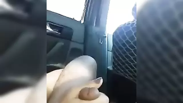 Узбекский минет в машине от красотки